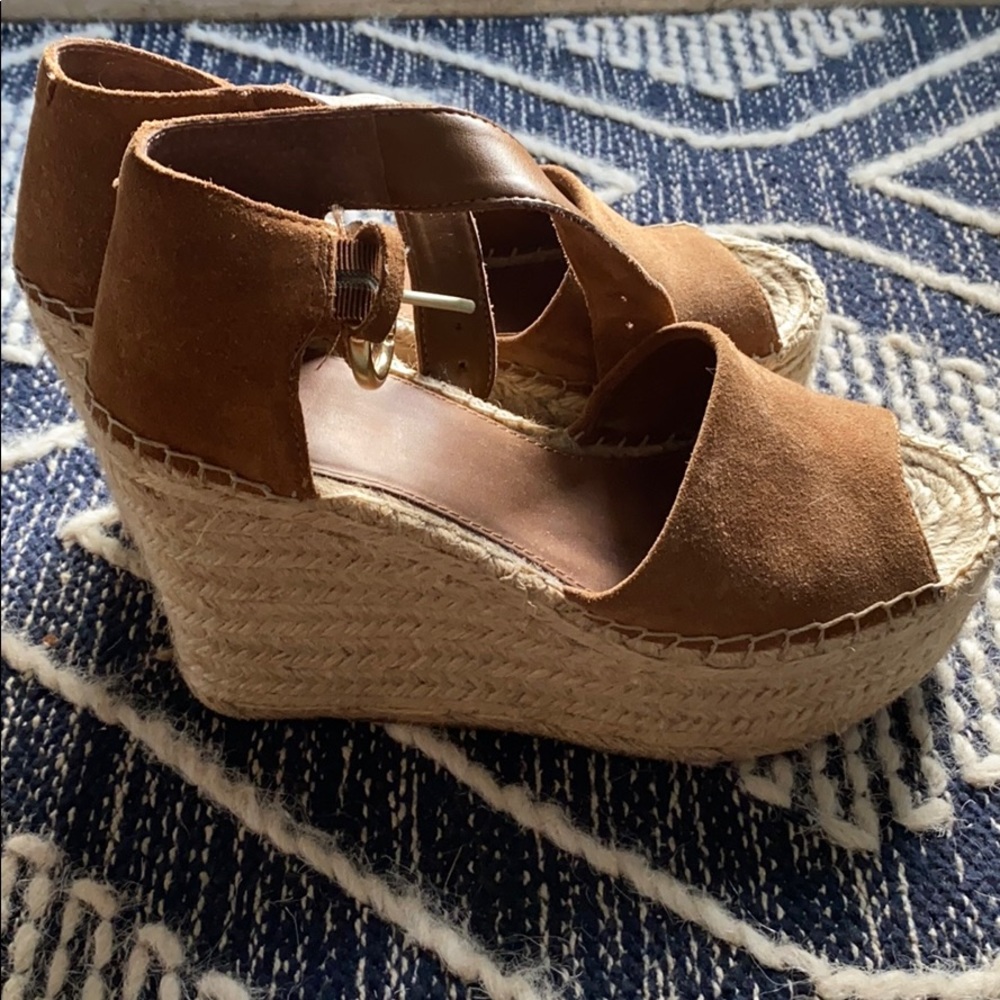 Marc Fisher Alida Espadrille platform wedge